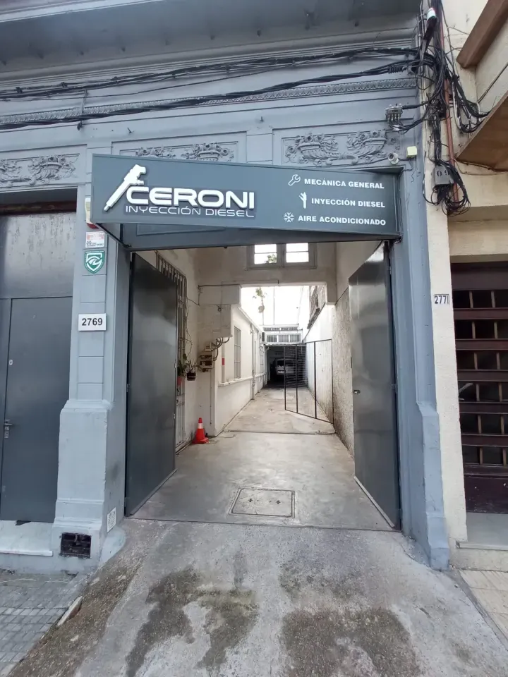 Frente de Electro Mecánica Ceroni